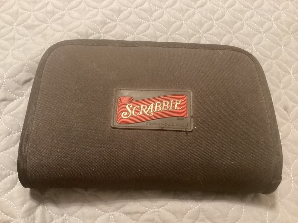 SCRABBLE FOLIO/ TRAVEL EDITION COMPLETE, EXC. COND, 100 TILES/ FREE POSTAGE!!!!!