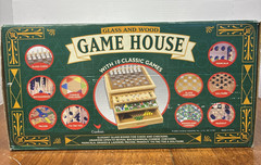 Cardinal 2002 GAME HOUSE 10 Classic Games WOOD Boards & Box Chess Checkers Pachi