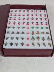 Vintage Mahjong Travel Set 144 Multicolored Tiles 2 Dice & Case