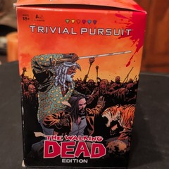 USAopoly Trivial Pursuit The Walking Dead Edition Trivia Card Game 2016 18+ 2+