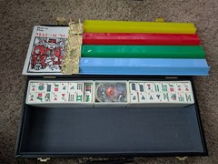 Mah Jongg Set – includes racks, chips, carry case