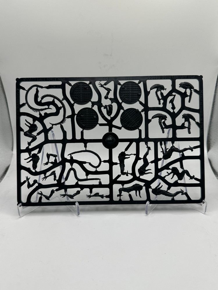 Gale Force 9 Aliens Tabletop Miniatures Alien Warriors Sprue of 4 Aliens Unpaint