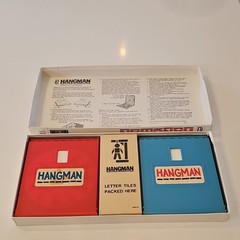 1976 Milton Bradley Hangman Vintage Word Game Strategy 2 Players 8-Adult