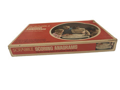 Selchow & Righter Scrabble Scoring Anagrams 1975 Vintage Tile Game 2+