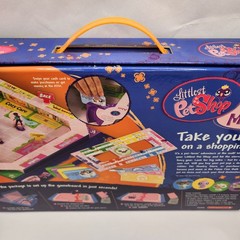 Littlest Pet Shop Mall Madness Game COMPLETE Milton Bradley Animals LPS Shopping