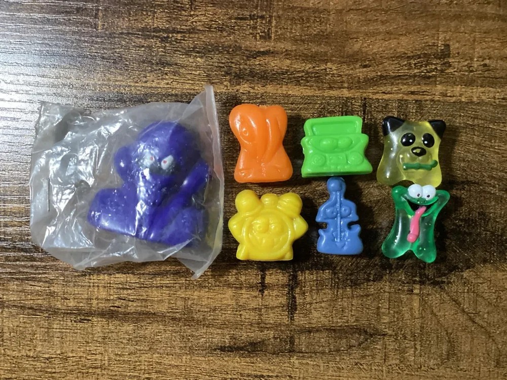 Custom Listing for garcaiss-0: Macro Alien, Crazy Critters, Rockeros Crazy Bones