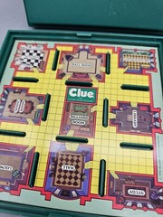 Travel Clue 1990 Parker Brothers Complete Plastic Case