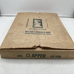 Vintage 1963 Drueke Clapper 12 Game No. 7086 Walnut Shut the Box Board w/ Box