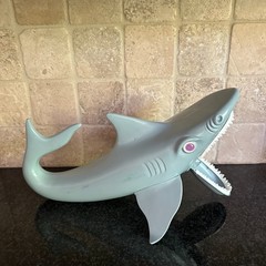 Vtg Jaws 1975 Game by Ideal Toy – Shark, Manual, 7 Pieces Universal Movie Retro*