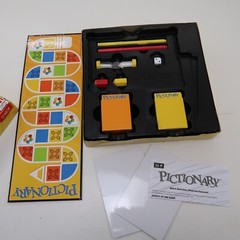 Quelf the Unpredictable Party & Pictionary Board Game Lot of 2 Ages 8+