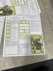 Dungeons And Dragons VS Rick And Morty D&D Tabletop Role Playing Game -COMPLETE!