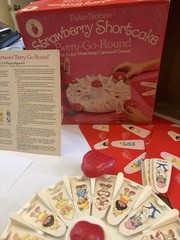 VTG 1981 Strawberry Shortcake Berry-Go-Round Board Game Parker Bros Complete Box