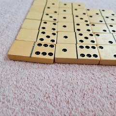 Vintage Cardinal Industries Texas 42 Dominoes Set (Double 6)