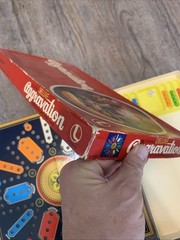 Lakeside Vintage Deluxe Aggravation Board Game (8321)