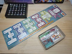 1994 X-Men Under Siege 100% Comple Board Game Marvel Comics Pressman 18 Figures