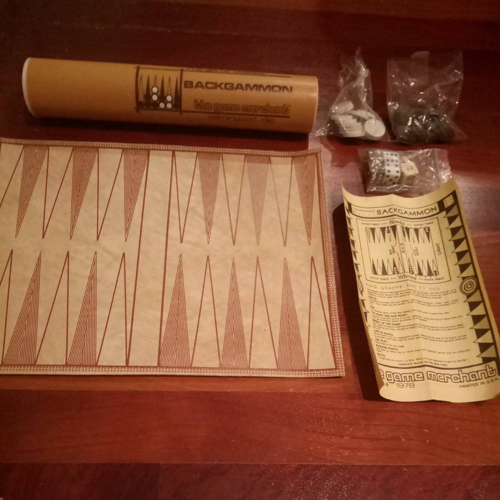 Vintage 1978 Portable Backgammon Travel in a Tube#254 The Game Merchant Complete