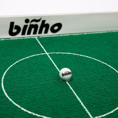 Binho Board OG Board Game – 2-Player Fast-Paced Finger Flicker Pinball Family Bo
