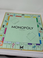 Monopoly Parker Brothers Board Game 2-10 Players Ages 8+ Vintage 1974