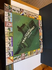 JOHN DEERE TRACTOR-OPOLY Monopoly Collector’s Edition Masterpieces Co. 2014