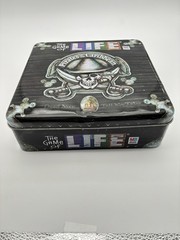 Pirates of the Caribbean The Game of Life Collector’s Edition Tin COMPLETE 2004