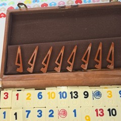 VTG Rummikub Tile Game in Brown Faux Leather Briefcase Missing 1 Tile