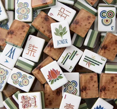 160 trendy wood-grain American mahjong tiles, 4 layers of acrylic engraving