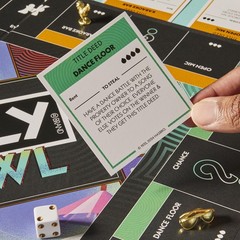 Monopoly: Board Crawl – Hasbro