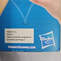 New Hasbro Coinhole Tabletop Coin-bouncing Party Game. C3810. Fun Tiny Cornhole.
