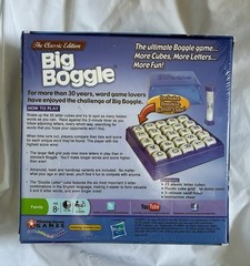 BIG BOGGLE Classic Edition Word Game – Family Game Night Kids 8+ & Adults