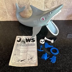Vtg Jaws 1975 Game by Ideal Toy – Shark, Manual, 7 Pieces Universal Movie Retro*
