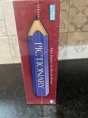 Pictionary The Game of Quick Draw 2007 Parker Brothers