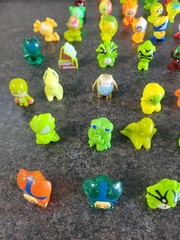 Gogo’s Crazy Bones Mixed Series Lot (133)