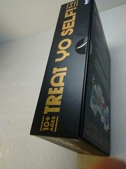 Treat Yo Self! Bidding and Bluffing Family Strategy Game, Board Game *BRAND NEW*