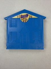 Guess Where COMPLETE Milton Bradley 2004 Who Rooms Pets People Tabs