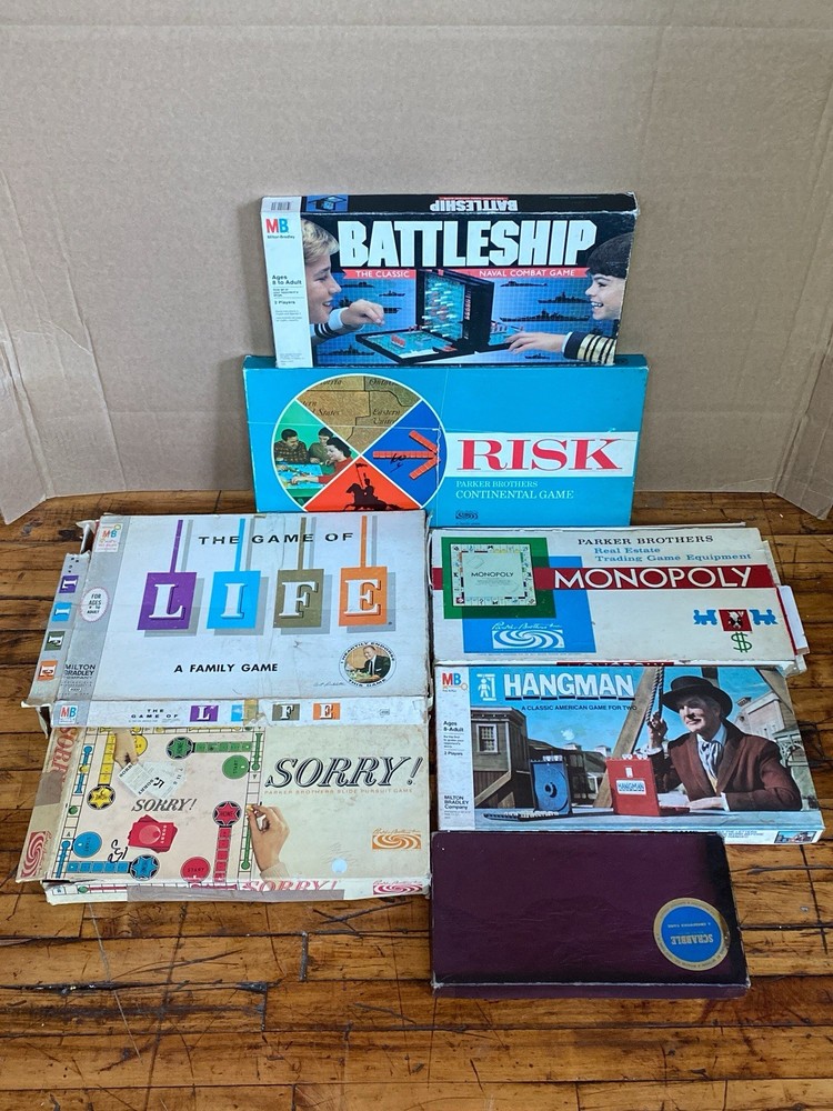 Vintage 1970’s Board Game Lot Monopoly Life Risk Battleship Clue Backgammon
