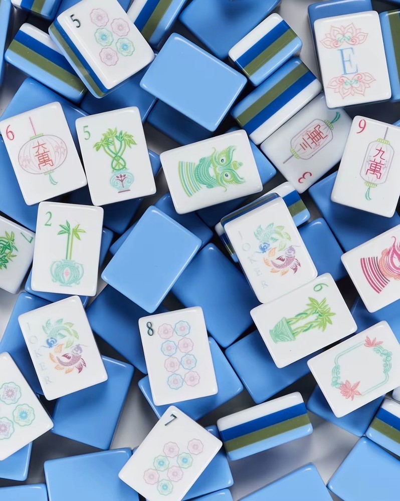 American Mahjong Game Set, 160 Robin’s Egg Blue Layered Mah Jong Tiles