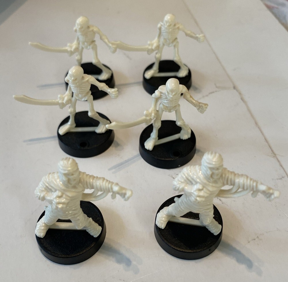1992 Mattel Dark World Board Game RPG Replacement Part – Skeleton Pieces 6 W