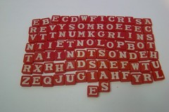 VTG Parkers Brothers Inc Anagrams & Letters, 93 Plastic Tiles – crafting