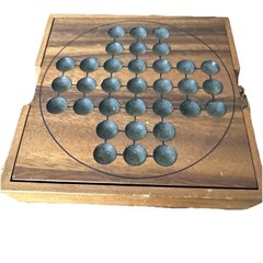 Wood Solitaire Game