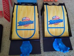One In One SHOOT OUT ELECTRONIC BASKETBALL NBA GAME Excellent NO BOX