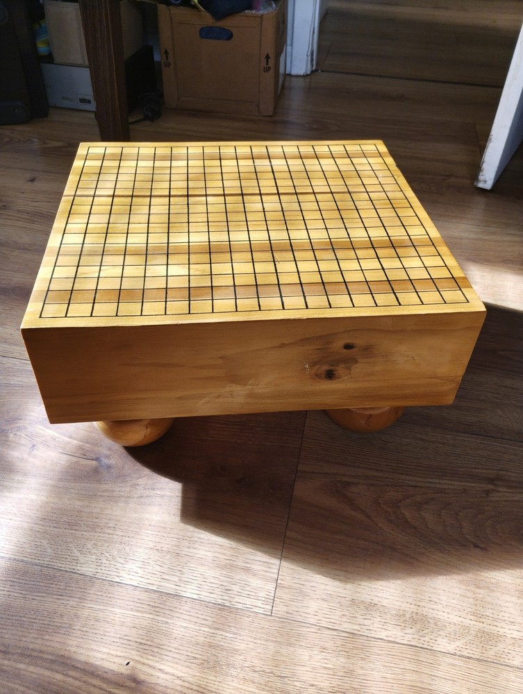 Go-board Goban with legs Traditional Japanese Board Game 5 3/8″ Thick