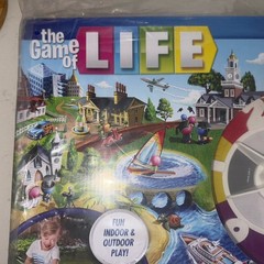 The Game of Life Giant Edition Family Board Game Big Oversized Indoor Outdoor