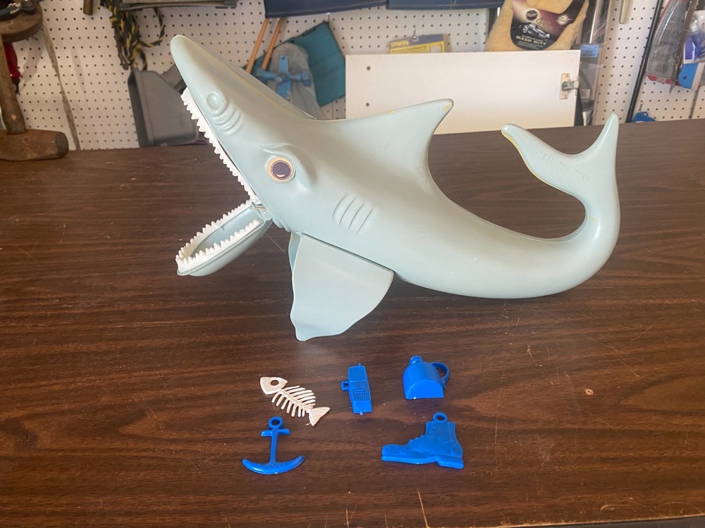 Vintage 1975 The Game of Jaws Shark Ideal Toy Co. Universal Original Parts Rare