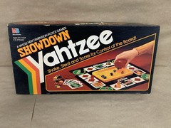 Vintage 1990’s Retro 1991 Yahtzee Showdown Dice Board Game Milton Bradley #4202