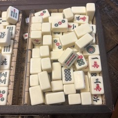 MAH JONGG SET ~ 144 TILES with Travel CASE , NICE Set , As Is Vintage