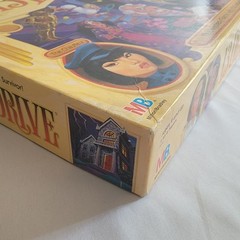 13 Dead End Drive Mystery Board Game Bluffing Strategy Fun for All Ages