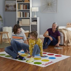TWISTER CLASSIC PARTY GAME Active Indoor Outdoor Group Colorful Mat Challenges