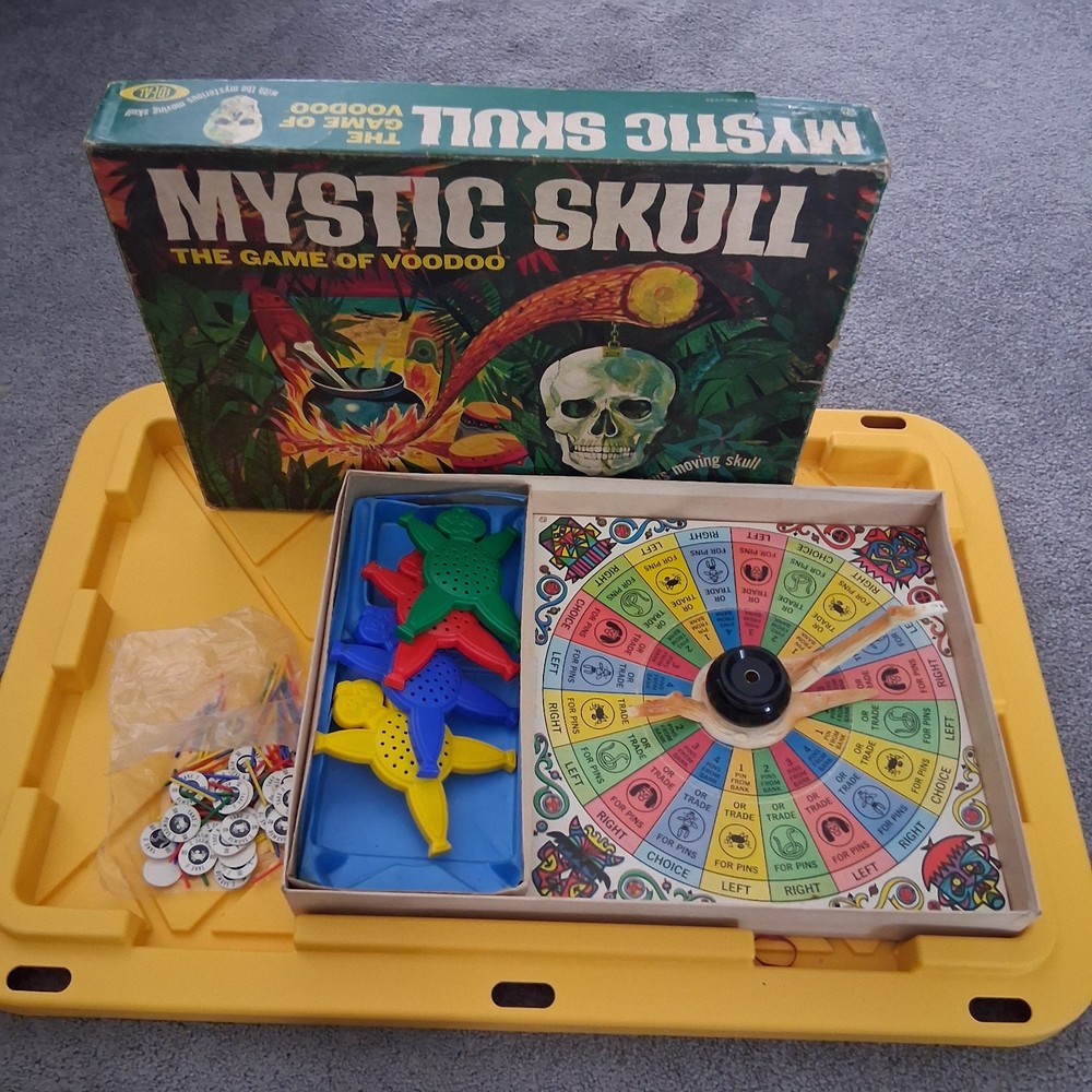 Vintage 1960s MYSTIC SKULL The Game of Voodoo IDEAL Board Game 1964 READ