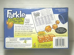 FARKLE – THE CLASSIC DICE ROLLING, RISK TAKING GAME – 2016 PLAY MONSTER – NEW