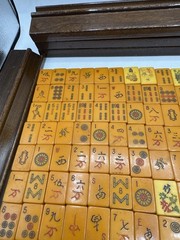 Art Deco Butterscotch Mahjong 143 Pcs